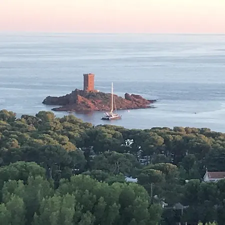 아파트 Vue Ile D Or Saint-Raphaël